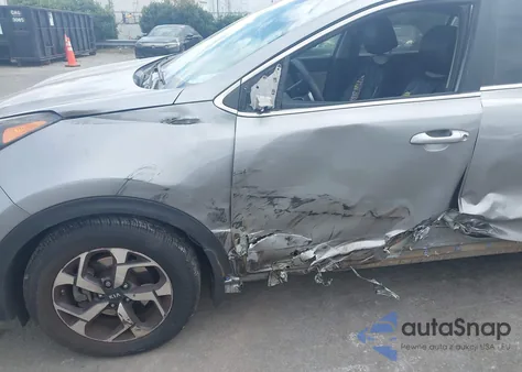 2022 Kia Sportage Lx z USA, uszkodzony, nr VIN KNDPM3AC6N7967997